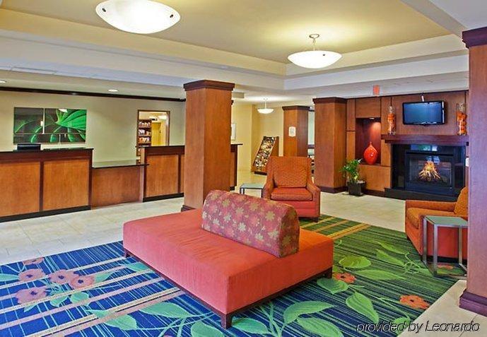 Fairfield Inn & Suites Louisville Downtown Exterior photo
